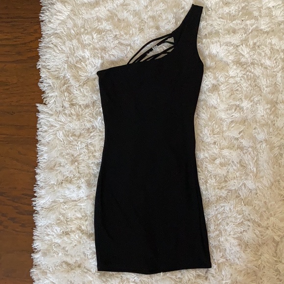 Windsor Black Mini Dress Criss Cross Open back - Picture 6 of 7